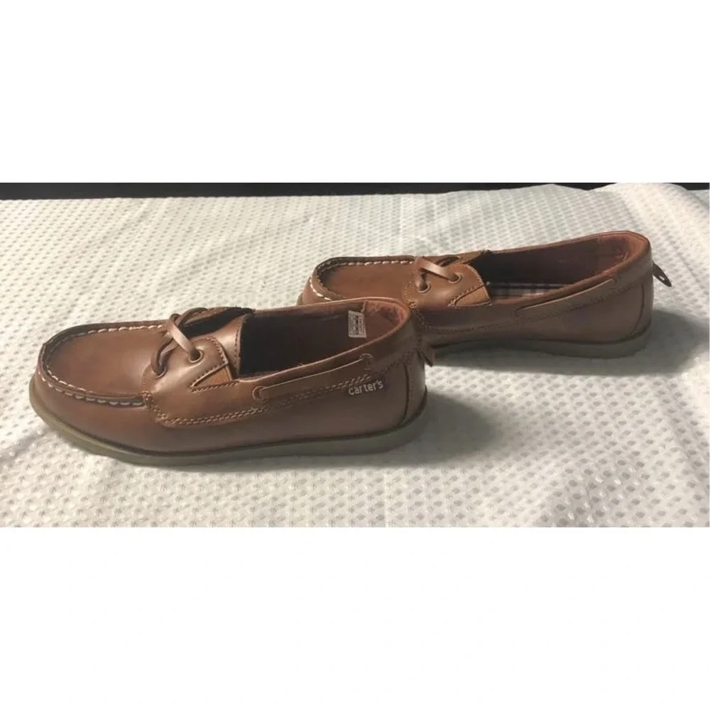 Carters Size 2 M Leather Tie Shoes